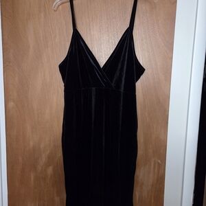 Elegant Black Mini Dress